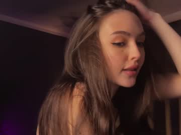 girl lanatropicon capture image #3963486