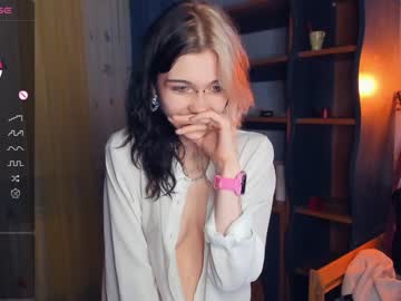girl deliaderrick capture image #6563698