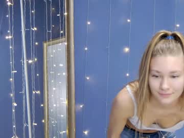girl teonasafina__ capture image #3382657