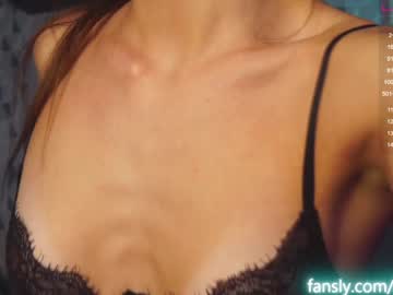 girl angels_kiss capture image #2271408
