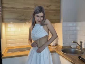 girl pureandinnocent_ capture image #6959324
