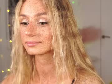 girl artease capture image #5397773