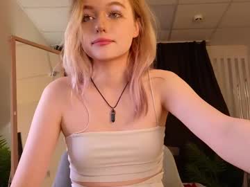 Cam for just_mia_
