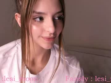 girl lesi_moon capture image #5047395