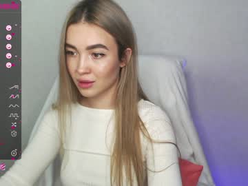 girl yourvirusqueen_ capture image #2214942