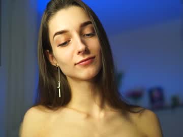 girl angels_kiss capture image #147606