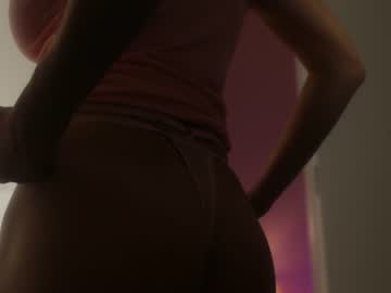 girl hatnbelt capture image #3862679