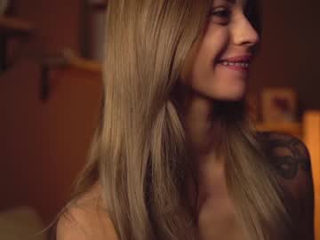 girl cuteelsa_ capture image #5727050