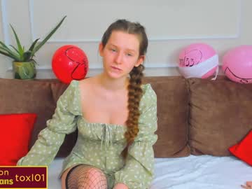 girl toxl capture image #1020329