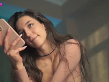 girl angels_kiss capture image #3734643
