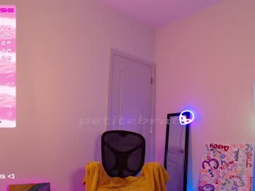 girl petitebrat capture image #4478629