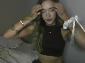 girl mykalaxoxo capture image #6965035