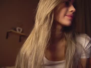 girl cuteelsa_ capture image #5706939