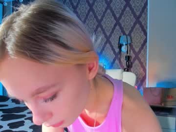 girl vikkydif capture image #4246949