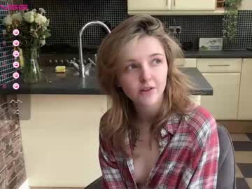 girl lucydelovely capture image #3988132