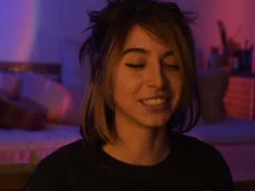 girl lizmreow capture image #1856067