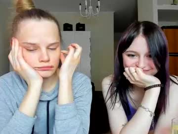 couple sophie_and_rachelss capture image #3601846