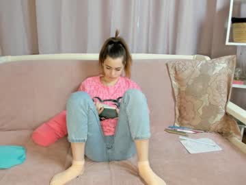 girl emilybrowne capture image #4064756