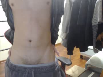 man holayvng capture image #182516