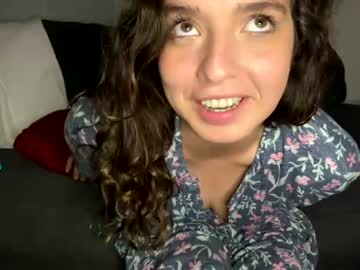 girl straightoutthetrailer capture image #6655438