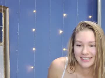 girl teonasafina__ capture image #3362298
