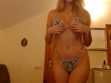 girl bitter_moon capture image #3999415