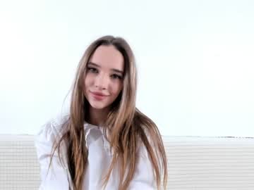 girl milana_gross capture image #4331880