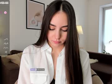 girl intrigueeme capture image #1953374