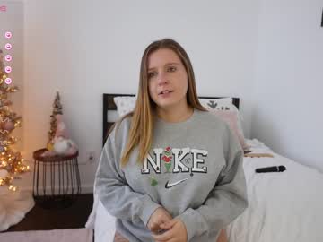 girl reign_rellic_ capture image #5888238