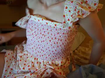 girl ellaa91 capture image #4290794