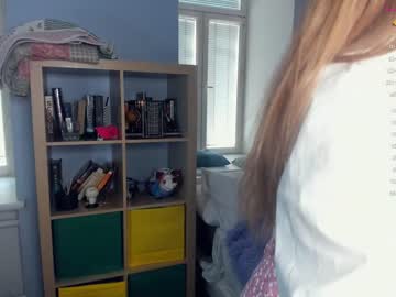 girl youne_and_beautiful capture image #4458473