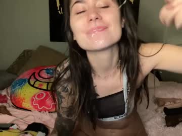 girl charlottemae97 capture image #1440058