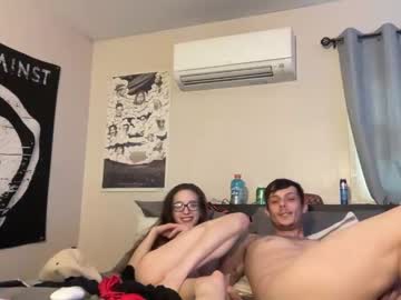 couple barelylegalbabygurl capture image #4674543