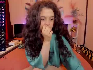 girl sharlotte_gilbi capture image #2264581