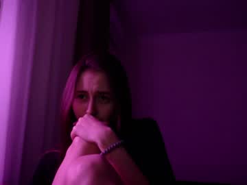 girl valents_cherry capture image #1163376