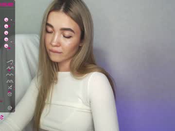 girl yourvirusqueen_ capture image #2215523