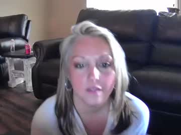 couple leo_lady_8675309 capture image #228921
