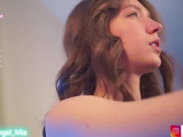 girl angels_kiss capture image #6579468