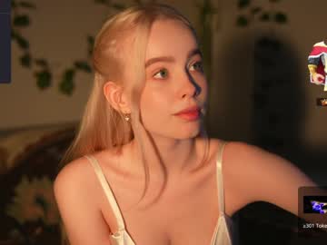 girl mother__of__dragons capture image #5593365