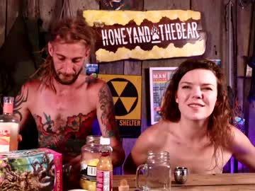 couple honeyand_thebear capture image #1756149