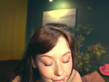 girl ella_knockers_xl capture image #2167942