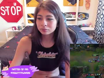 girl violetttflowers capture image #3459939