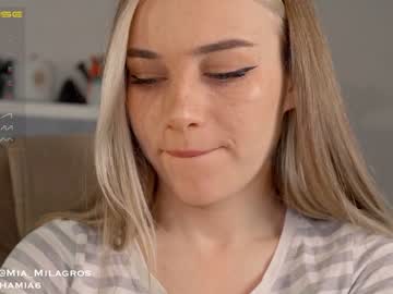 girl mia_milagros capture image #3283579