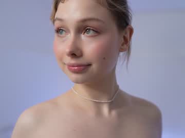 girl april_blush capture image #6755370