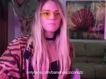 girl bananascoconutz capture image #4399963