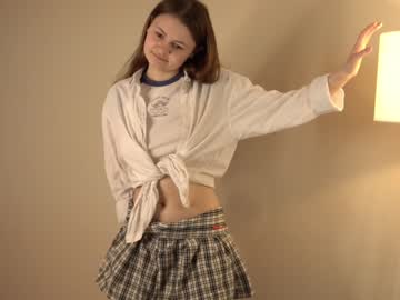 girl winniewest_ capture image #4244045