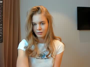 girl carolynsveronica capture image #5003284