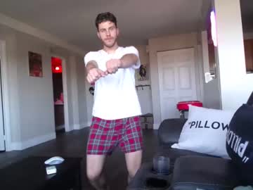 man wentbrokeonstrippers capture image #6821192