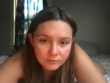 girl hoepolloi capture image #6936247