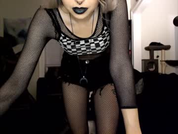 girl runacrow capture image #4587816